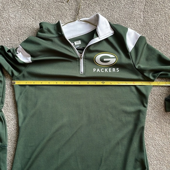 NFL Packer Apparel - Women’s Long sleeve - Picture 5 of 6